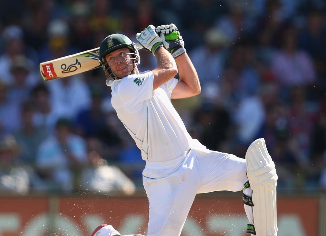 AB de Villiers Throwback to when RCB legend AB de Villiers helped South Africa chase down 414 against Australia in Perth