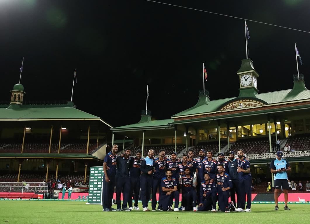 Australia edge India by 12 runs despite Kohli’s 85; India take the series 2-1 Australia edge India by 12 runs despite Kohli’s 85; India take the series 2-1