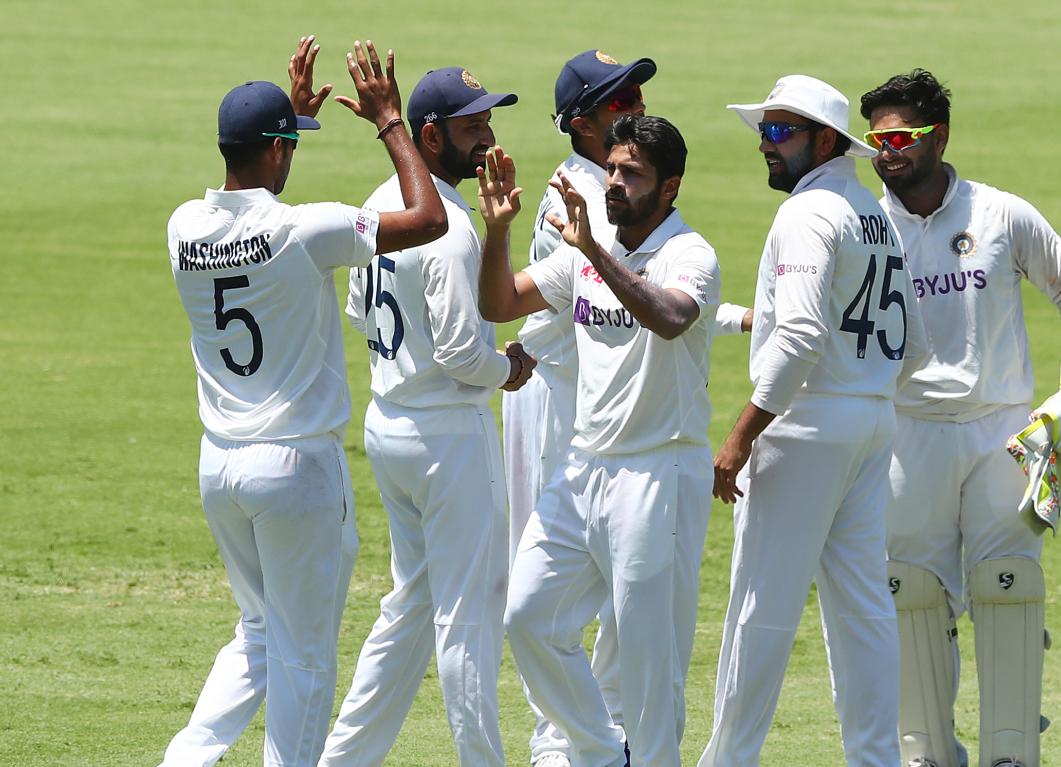 Brisbane Test: Spirited bowling helps India claw back into the game Brisbane Test: Spirited bowling helps India claw back into the game