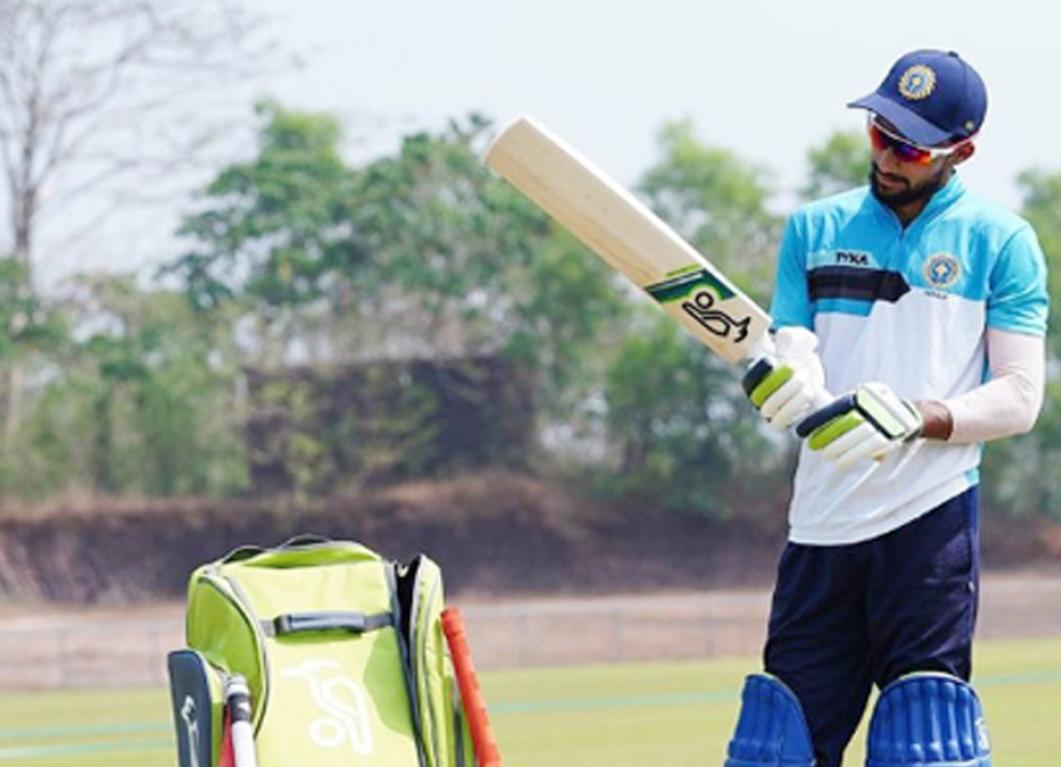 RCB wicket-keeper Mohammed Azharuddeen on sharing the dressing room with Virat Kohli, AB de Villiers, and Glenn Maxwell. RCB wicket-keeper Mohammed Azharuddeen on sharing the dressing room with Virat Kohli, AB de Villiers, and Glenn Maxwell.
