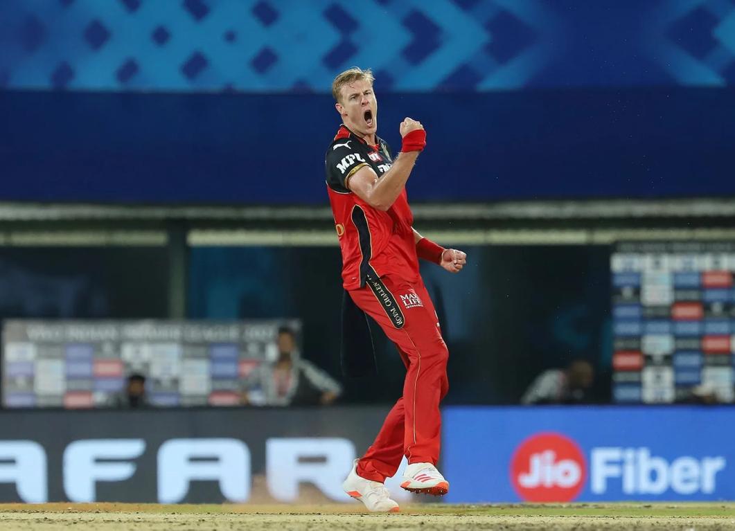 Presence of Virat Kohli, AB de Villiers, and Glenn Maxwell takes pressure off me: Kyle Jamieson