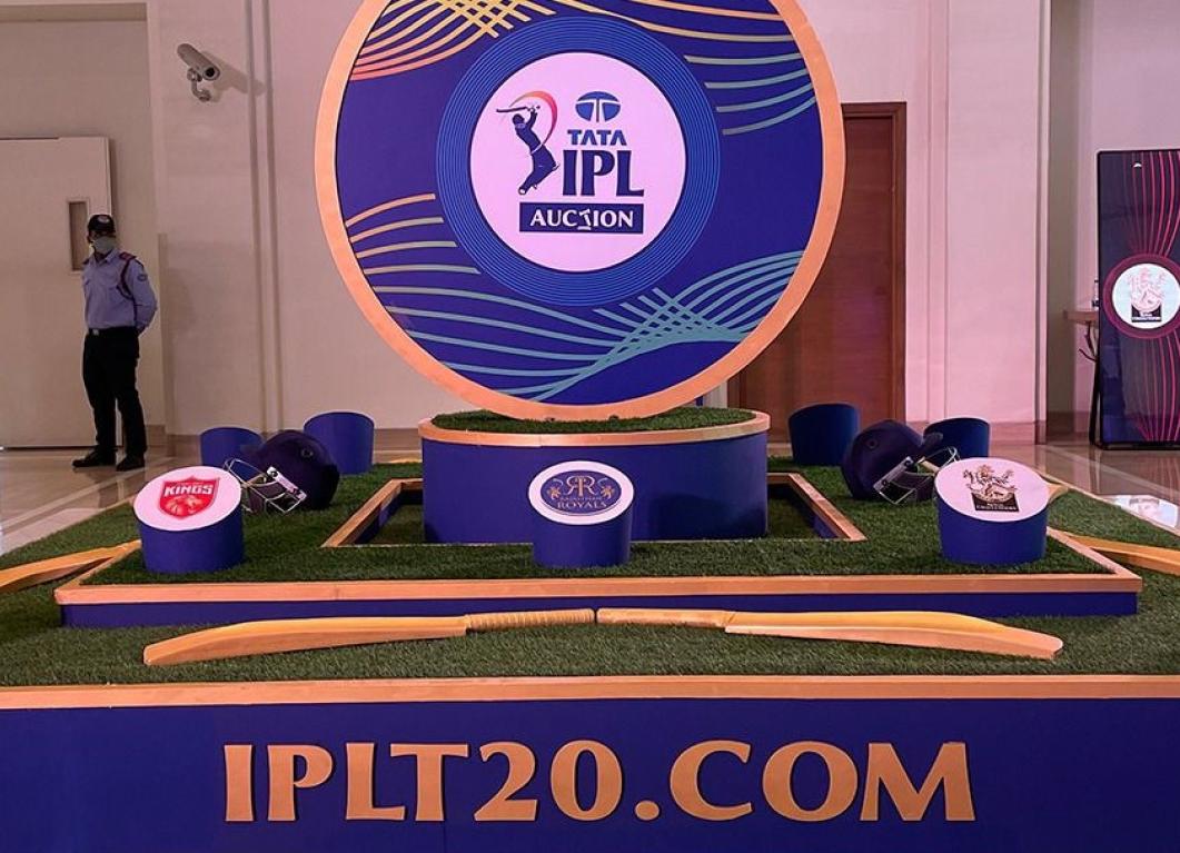 Get all the minute-to-minute live updates of Royal Challengers Bangalore from auction hall. Get all the minute-to-minute live updates of Royal Challengers Bangalore from auction hall.