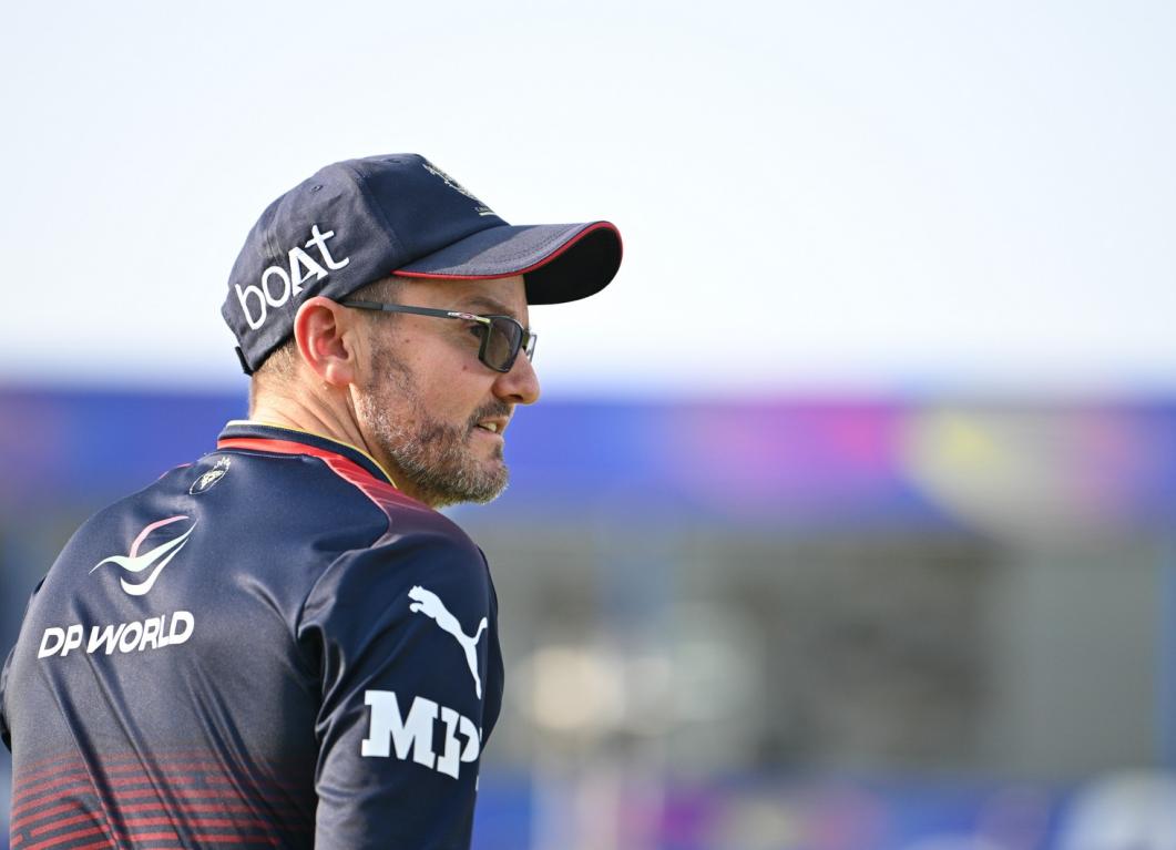 RCB Bold Diaries: Our middle over bowling has been the best in the competition: Mike Hesson RCB Bold Diaries: Our middle over bowling has been the best in the competition: Mike Hesson