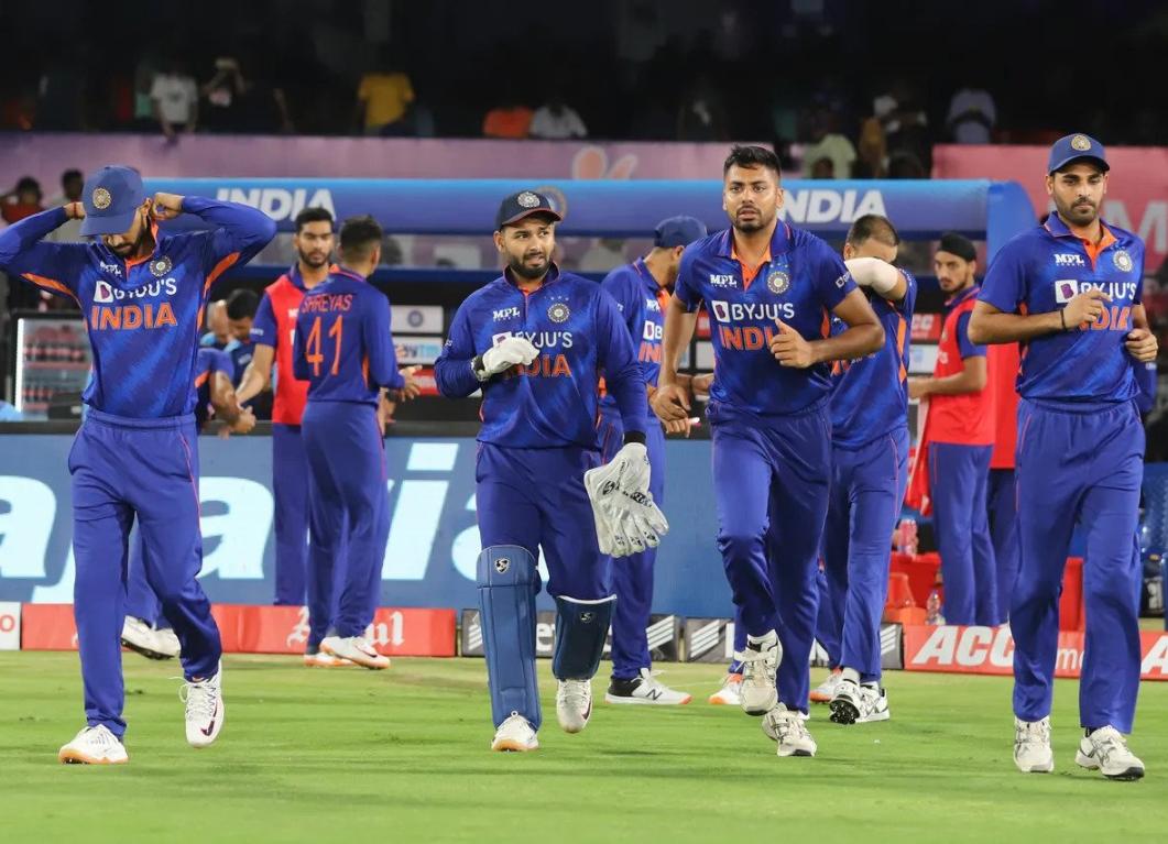 Dinesh Karthik and Harshal Patel part of India's T20I squad en route to Ireland; Hardik Pandya to lead