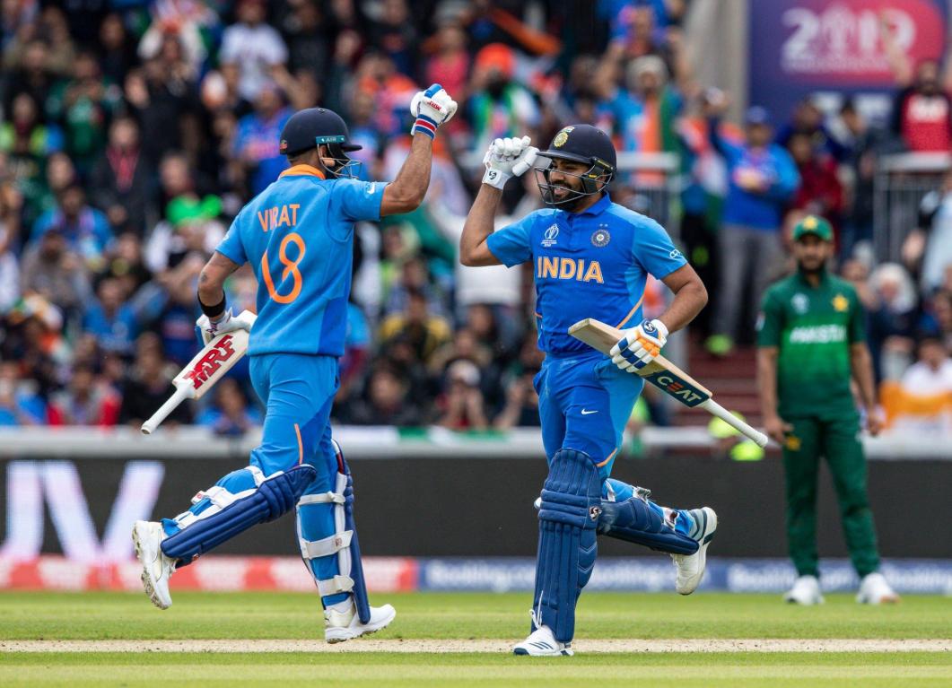 Corey Anderson highlights the difference in captaincy approaches of Rohit Sharma and Virat Kohli Rohit Sharma and Virat Kohli