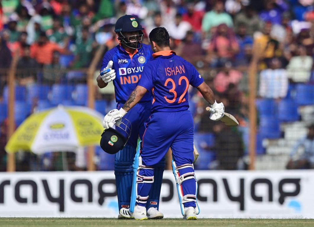 Ishan Kishan and Virat Kohli partnership