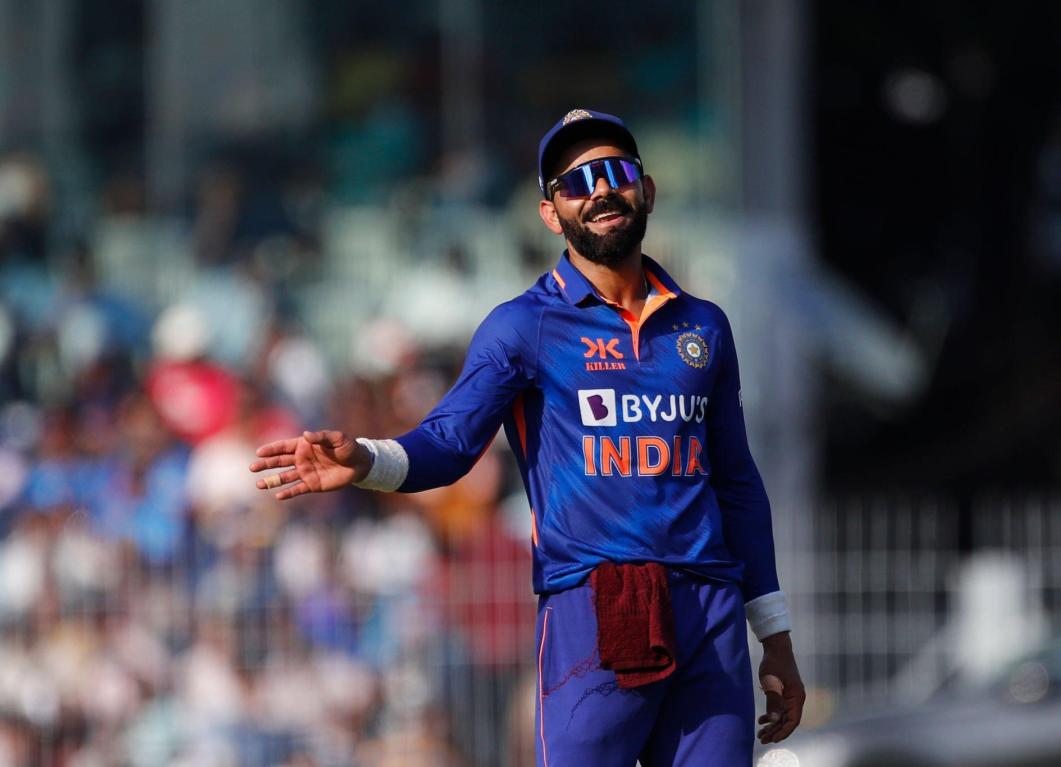 Watch - Virat Kohli plucks off a one-hand stunner at second slip in the 1st ODI