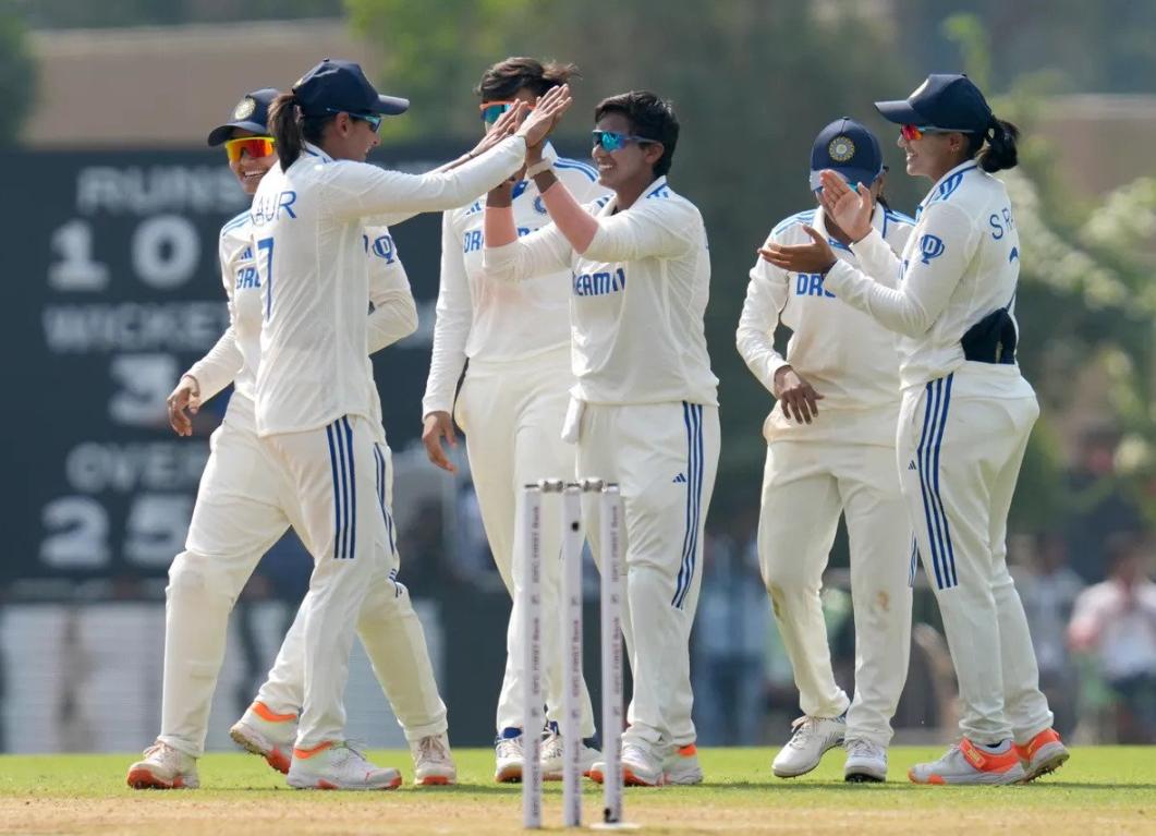 Deepti Sharma’s magical performance puts India-W in the driver’s seat at Stumps on Day 2