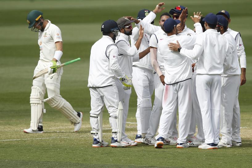 Bowlers keep India in hunt for leveling the series at MCG
