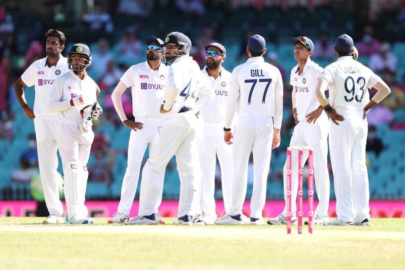 Report: Trouble mounts for India as Australia take a huge lead Report: Trouble mounts for India as Australia take a huge lead