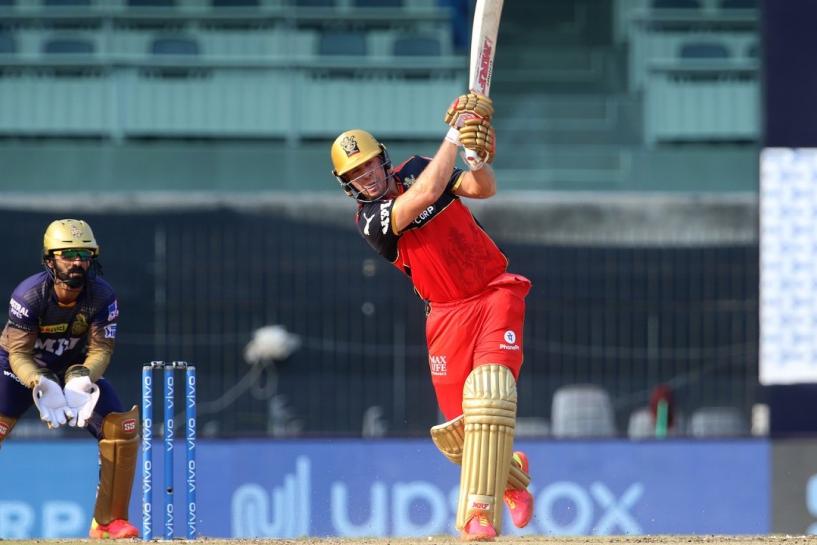 On a different track: AB de Villiers, a man with a superpower of mustering runs on all kinds of pitches