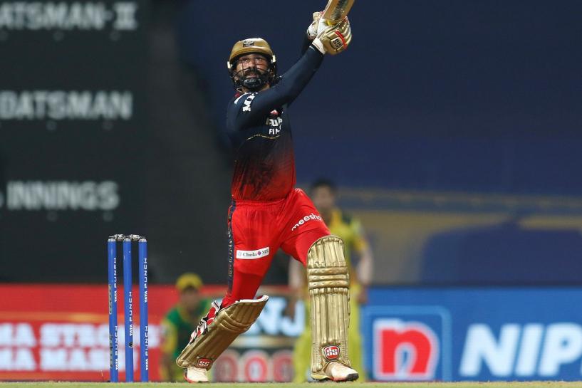 Middle order's efforts go  in vain as CSK get their first win