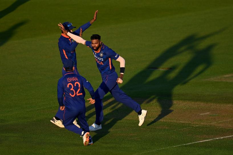 Hardik Pandya runs riot at Rose Bowl as India go 1-0 up