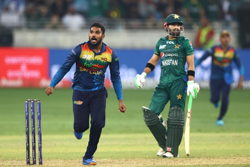 Virat Kohli, Wanindu Hasaranga