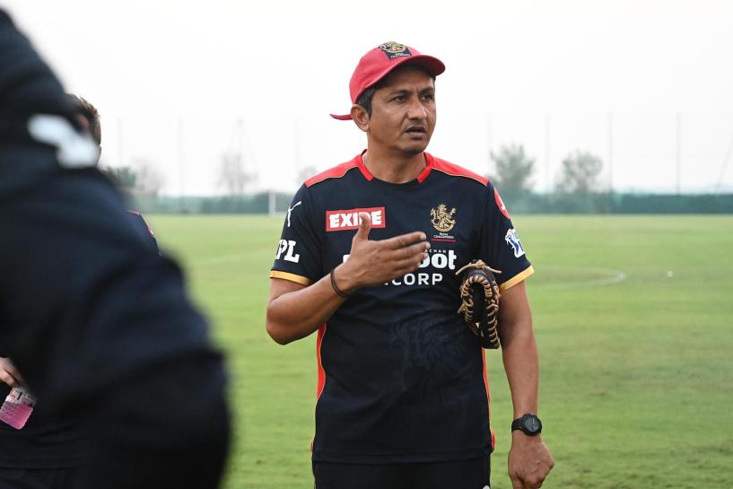 Sanjay Bangar explains the rationale behind RCB's overseas releases