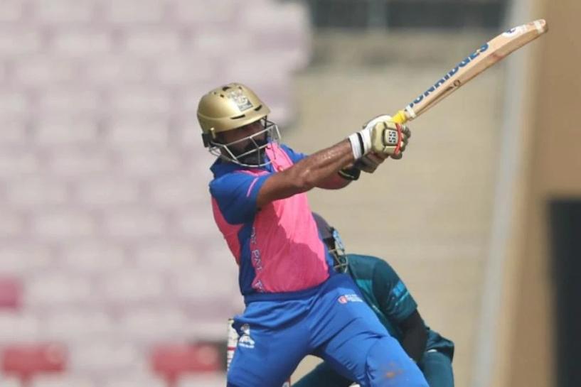 Dinesh Karthik lights up DY Patil T20 with an unbeaten 75