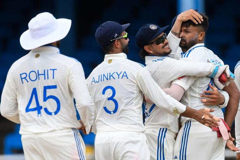 Watch – Mukesh Kumar’s emotional phone call with his mother after making his international debut