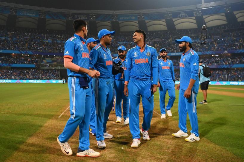 India book their semi-final berth with a superlative display to blow away Sri Lanka