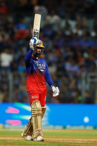 MI won by 7 wickets